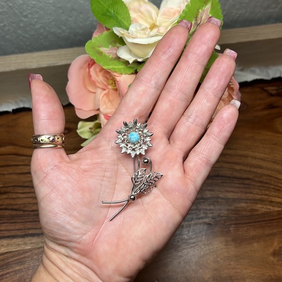 Vintage Costume Silver-tone Blue Flower Brooch - Picture 6 of 17